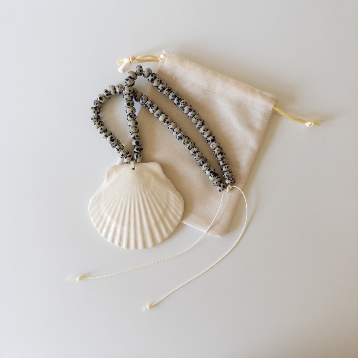 Намисто Далматин + керамічна мушля Гребінець