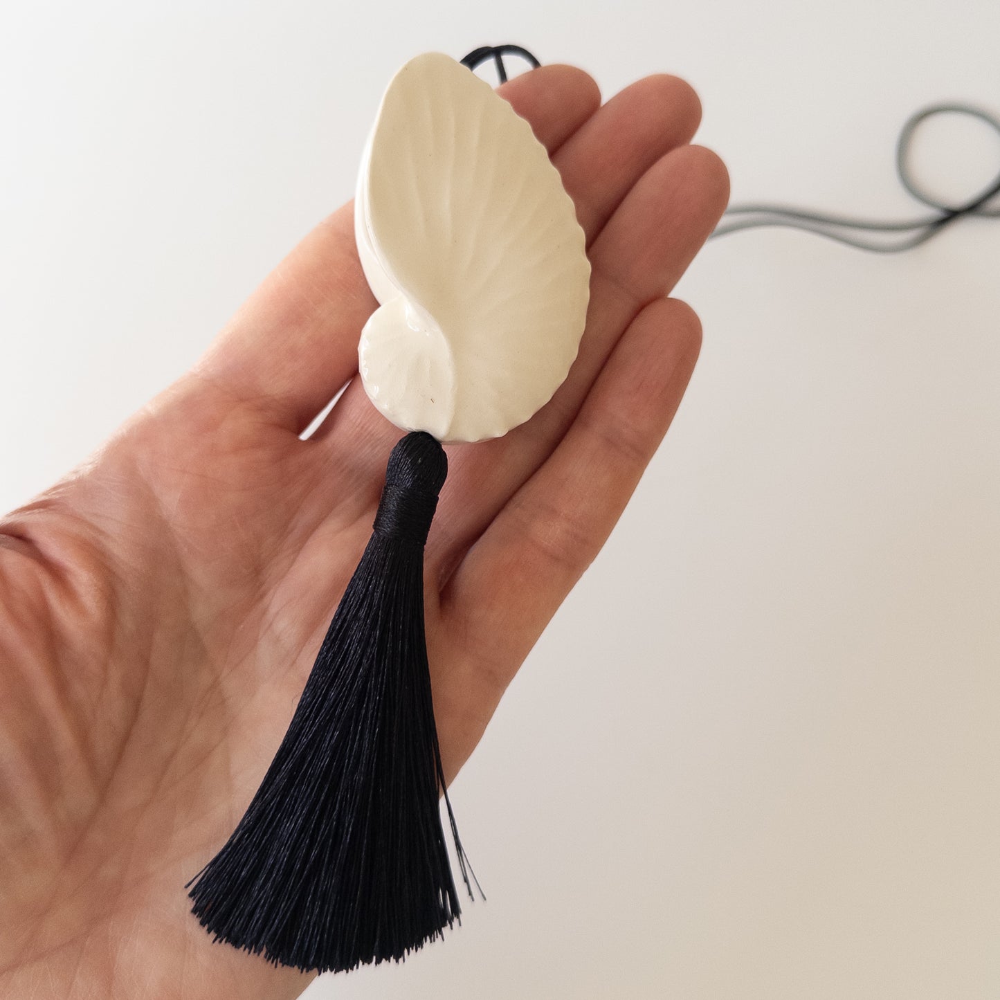 Мушля Октопус з китицею