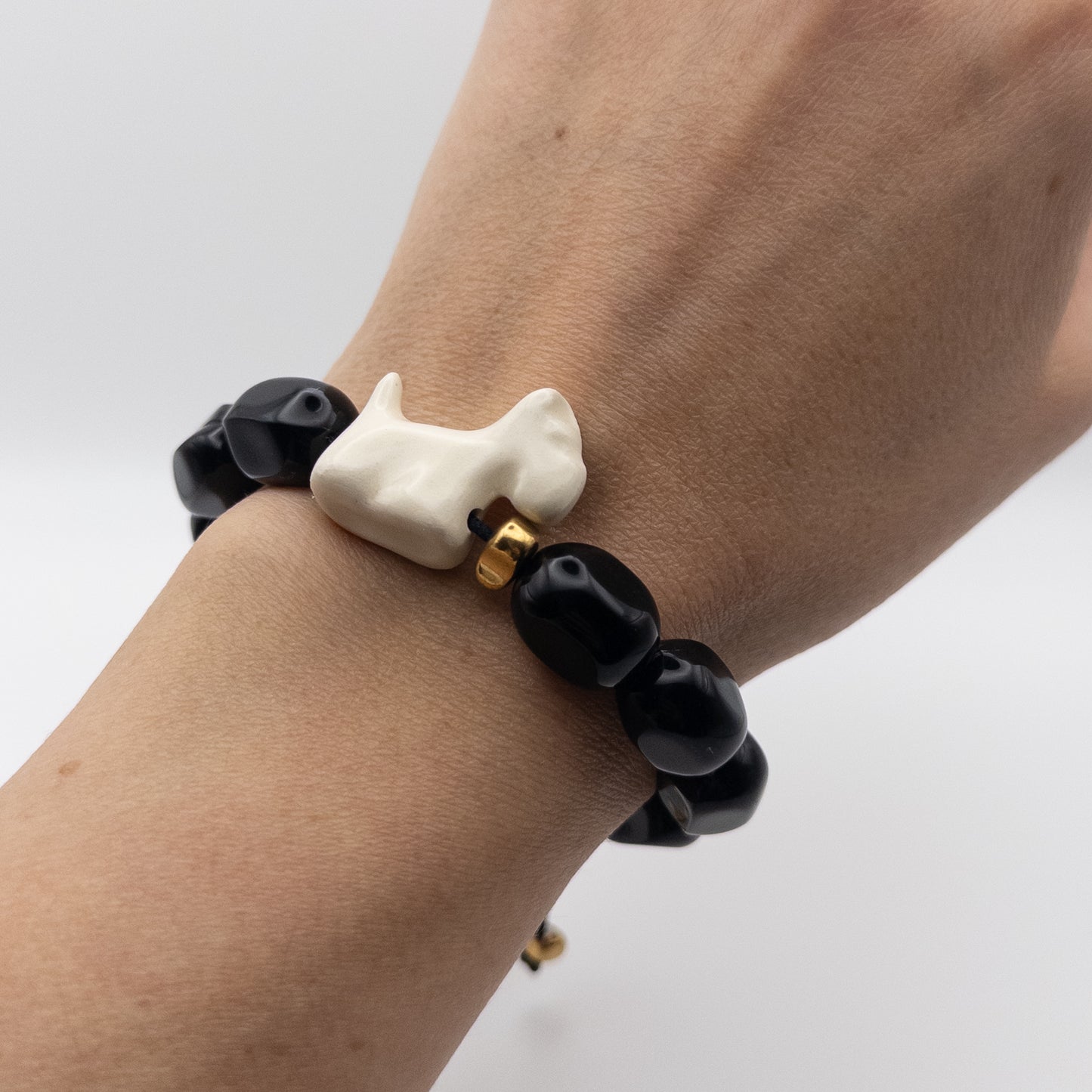 Браслет керамічний Весті ручної роботи з натуральним камінням