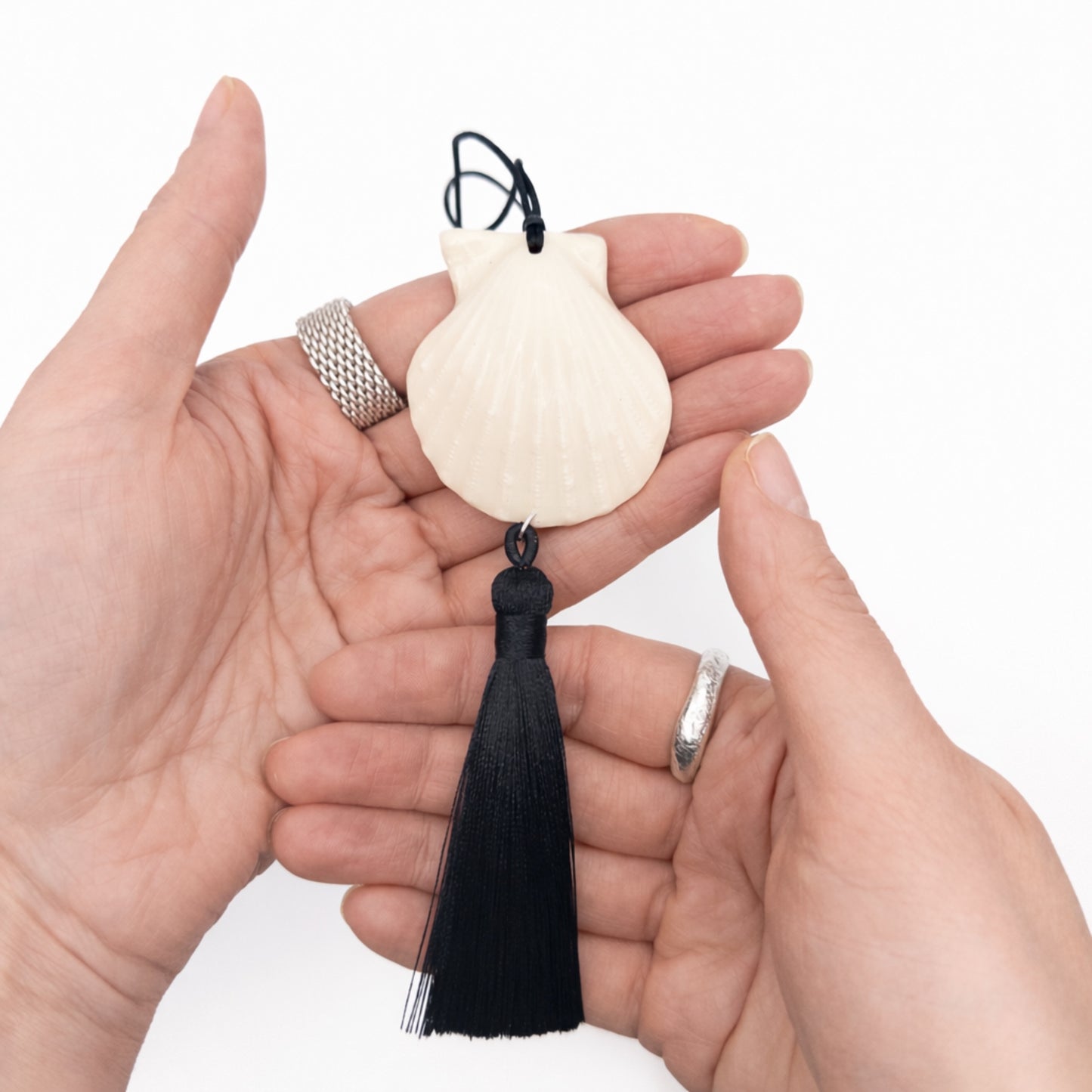 Shell Comb with tassel